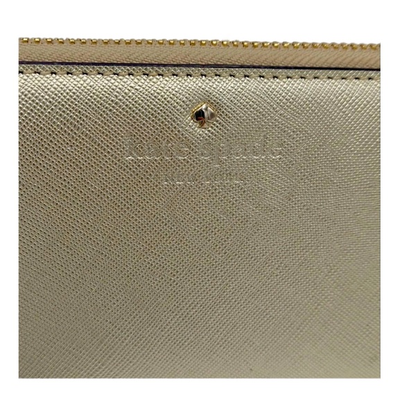 NWOT Kate Spade gold metallic leather wallet/wristlet. Perfect clutch or wallet! - Picture 2 of 11
